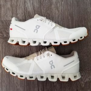 ON Running Cloud Womens 9.5
